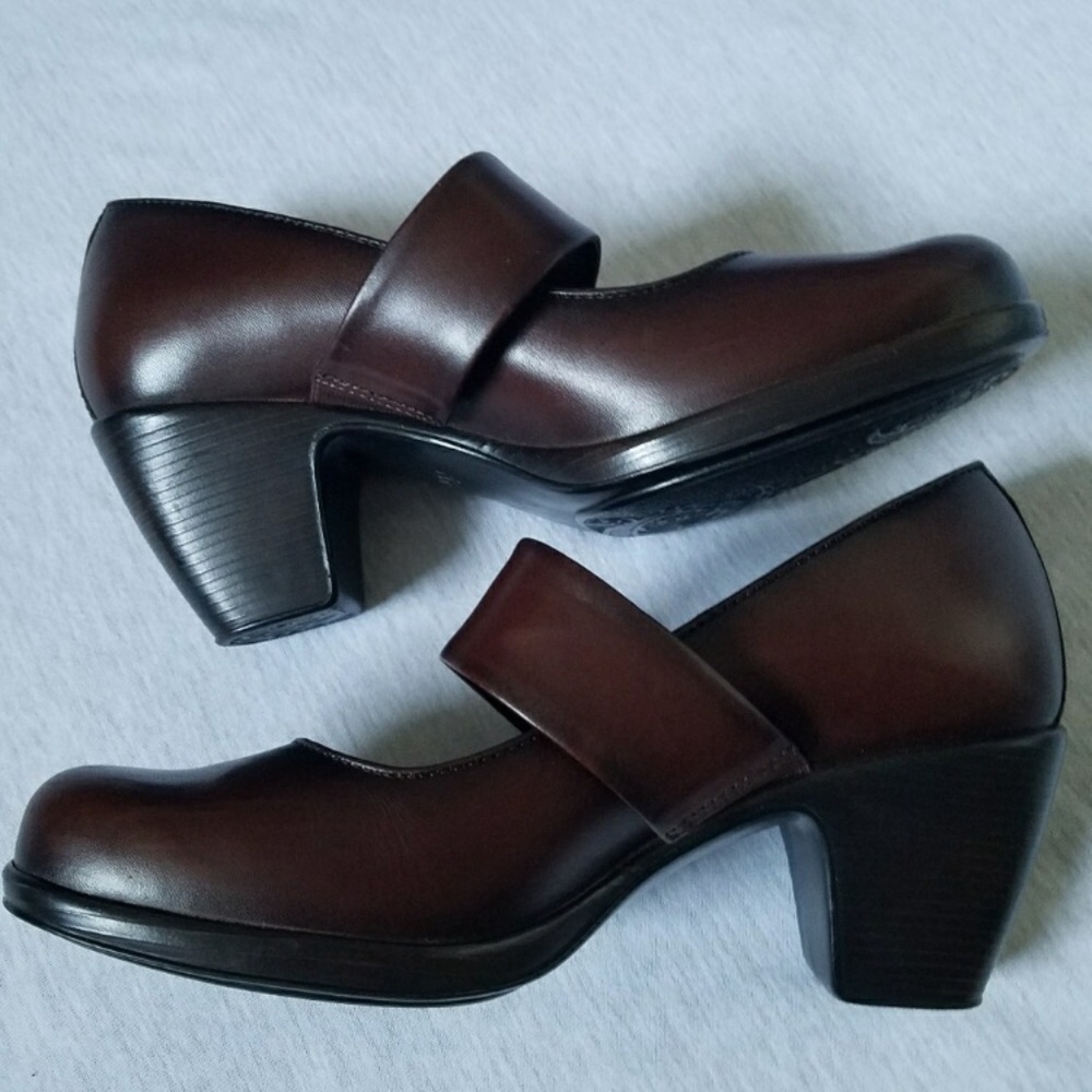 Dansko Mary Jane Brown Leather Shoes